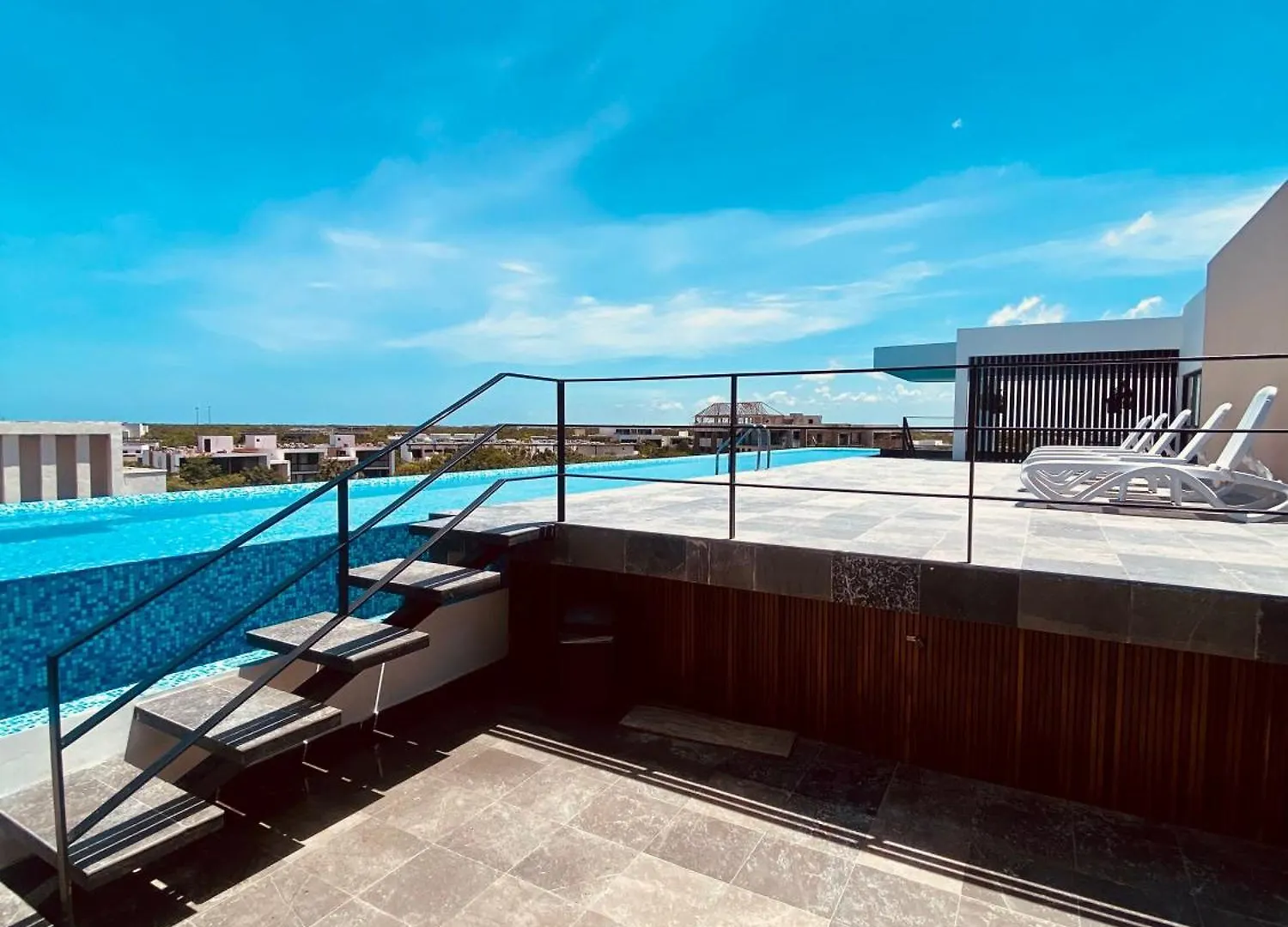 アパート Oscar Wilde - Ph With Private Rooftop And Plunge Pool & Gym & Beach Club Access トゥルム